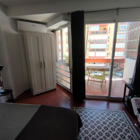 Flat2 Studio 150M From The Beach With Pool Torre Del Mar Exteriör bild